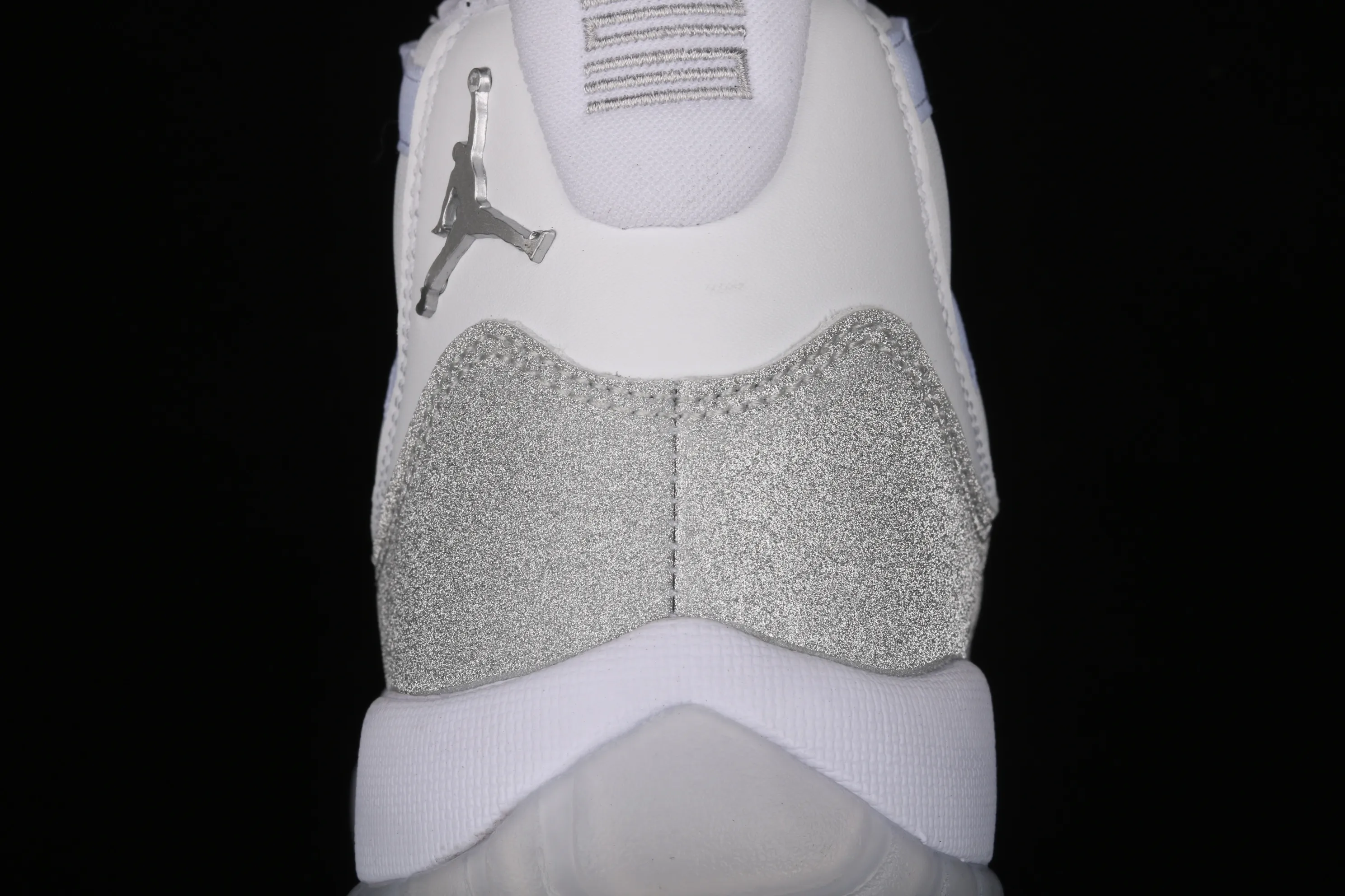 All categories Air Jordan Jordan series basketball shoes Air Jordan 11 Air Jordan 11 Metallic Silver AJ11 Joe 11 Swarovski Starry AR0715-100